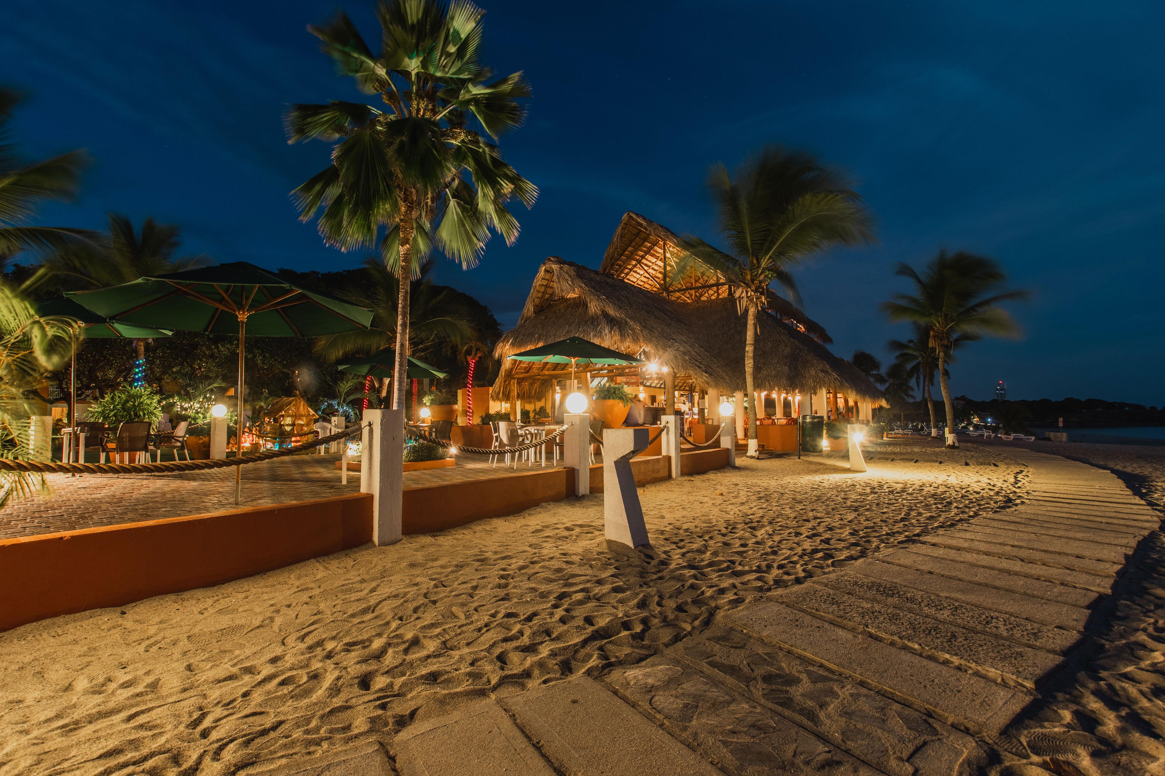 Grand Decameron Panama, A Trademark All Inclusive Resort Плая Бланка Екстериор снимка