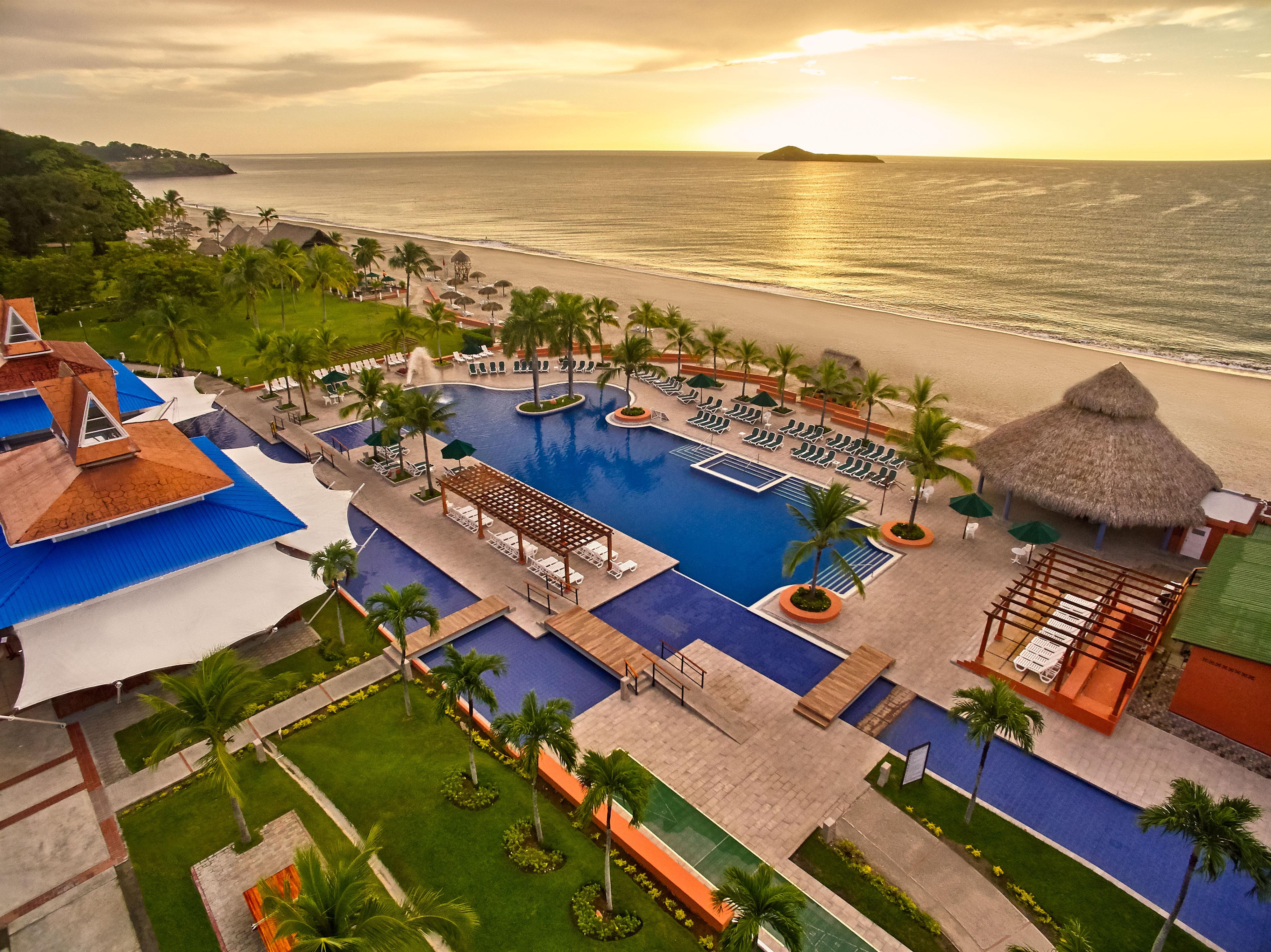 Grand Decameron Panama, A Trademark All Inclusive Resort Плая Бланка Екстериор снимка