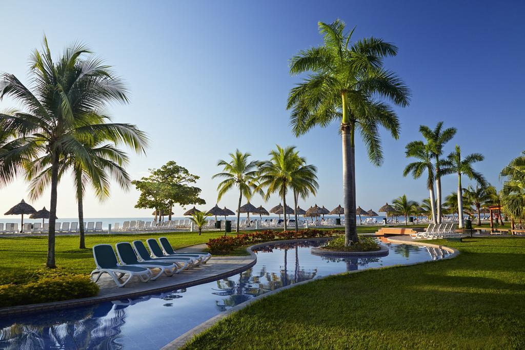 Grand Decameron Panama, A Trademark All Inclusive Resort Плая Бланка Екстериор снимка